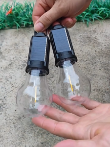 ไฟแคมป์ปิ้ง พลังงานแสงอาทิตย์ แสง LED ปรับระดับได้ แข็งแรง ทนทาน ชาร์จUSB ปรับระดับได้ แบบพกพา กันน้ำ แสงอันอบอุ่น ไฟเต้นท์