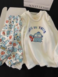 ชุดนอนผู้หญิงฤดูใบไม้ร่วงและฤดูหนาว ขนแกะสีฟ้า คอกลม แขนยาว ความหนาปกติ ผ้าฝ้ายโพลีเอสเตอร์ ชุดนอนในบ้านสุดน่ารัก