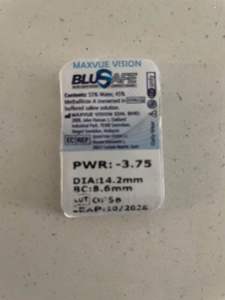 Clearance 1 piece Air Optix hydraglyde and Maxvue Blusafe (anti Blue Ray) monthly clear disposable contact lens