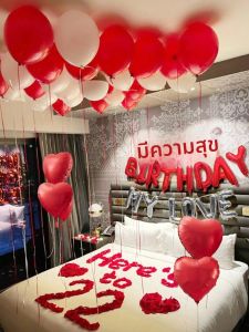 ลูกโป่งสุขสันต์วันเกิดสีแดง 16 นิ้ว ลูกโป่งแบนเนอร์วันเกิดอลูมิเนียมฟอยล์พร้อมริบบิ้นนํากลับมาใช้ใหม่ได้ ตกแต่งวันเกิด