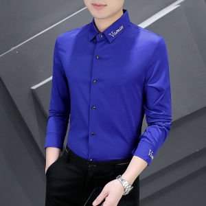 เสื้อเชิ้ตแขนยาวผู้ชายลายตัวอักษรปักสไตล์ธุรกิจลำลองฤดูใบไม้ผลิและฤดูร้อนเสื้อเชิ้ตสีพื้นสไตล์เกาหลีสำหรับผู้ชาย