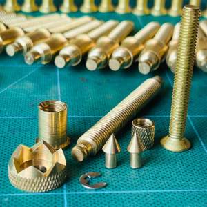 ชุดน๊อตมัลริกิทองเหลือง