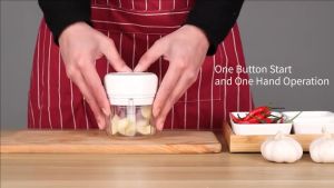 Hightune 250ml Mini Blender Garlic Chopper Electric Food Chopper Portable Blender Food Processor Meat Grinder Pengisar Serbaguna