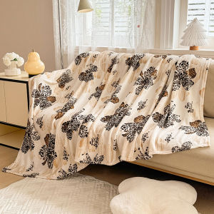 Super Soft Flannel Blanket Thick Napping Air-Conditioned Blanket Warm And Comfortable Bed Sheets For Camping And Traveling.