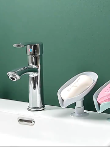 【🔥SG STOCK🔥】RICHMENTMALL Drain Soap Holder Leaf Shape Soap Box Suction Cup Tray Drying Rack for Shower Sponge Container Sucker Soap Box Storage Box
