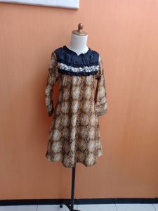 atasan tunik wanita hitam motif batik coklat ABYADH cewek S lengan panjang blouse santai
