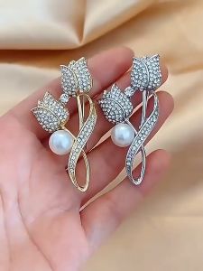 Elegant Tulip Brooch: A Luxury Korean Pin for Summer