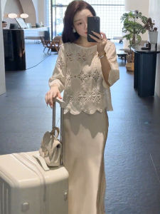 เสื้อเชิ้ตคอโปโลผู้หญิงทรงหลวมแขนยาวปานกลางผ้าฝ้ายผสมสแปนเด็กซ์ฤดูใบไม้ร่วง 2024 ดีไซน์หรูหรา เสื้อเชิ้ตผ้าลูกไม้เย็บลายดอกไม้แบบโปร่งแสง ดีไซน์เก๋ไก๋ ลดอายุ