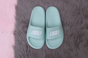 Sandal Wanita Slip On: Kenyamanan & Keanggunan