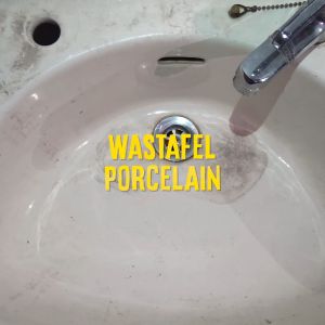 EZClean Paket Pembersih Kloset WC Wastafel EZClean Porcelain Cleaner 200ml & Green Pad Ramah Lingkungan Anti Korosi Tidak Berbau Tajam