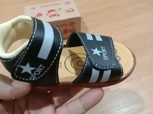 Sepatu Sandal Anak Laki-Laki: Pilihan Nyaman untuk Balita & Bayi