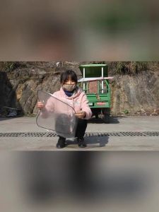 【Ready Stock】Motorcycle Windshield Transparent Wind Cold Deflector Universal Electric Scooter Windshield HD