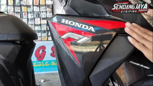 Striping Stiker Standar Motor Honda Vario 125 eSP 2015 Putih Biru Full Set