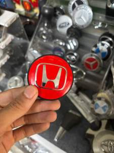 ốp mâm honda 60mm lắp mâm độ có màu đỏ và màu đen đường kính 6cm