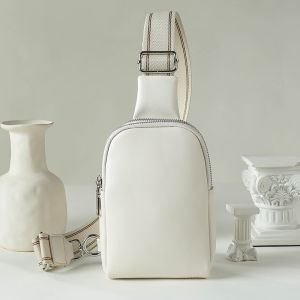 IELGY ในแนวทแยงของผู้หญิงสีน้ำตาลกระเป๋าคาดช่วงอกใบเล็ก