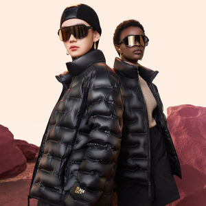 Guvet | Lightweight Seamless Womens Down Jacket