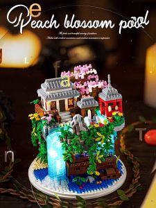 Building Blocks Architectural Model with Light Building Sets Toy for Kids Peach Blossom Pool Moon Palace Childrens holiday gifts