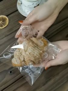 100PCS Transparent Bread Plastic Bags Donut Cookie Bags Disposable Food Baking Bags Candy Bags Gift Bags