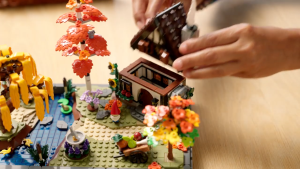 [BrickStory] LEGO Icons Autumn Cottage Garden (11372)(1102 Pieces)