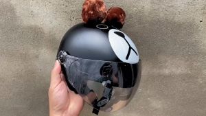 Mũ bảo hiểm trẻ em cho bé 3 đến 13 tuổi Pikachu có kính có tai - Cao cấp Size kid: Vòng đầu từ 41-46cm