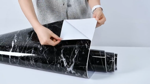 Self-Adhesive Waterproof Wallpaper 40cm x 500cm Glossy Black Marble Pattern Oil-Proof Kitchen Backsplash Sticker for Cabinets Countertops & Walls