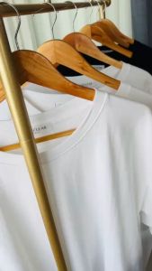 เสื้อยืดCotton T-Shirt  เสื้อเปล่า สีดำ สีขาว ขนาด OverSize 44/48 ยืดหยุ่นใส่สบาย เหมาะกับทั้งชายและหญิง สินค้าพร้อมส่ง งานคุณภาพ 💯💯