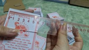 bao giấy đựng nữ trang nhiều size có in chữ xấp khoảng 70-80 cái