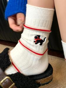 Autumnal College Doggie Scarf Cute Little Pup Fun And Adorable Fall Drunken Look Ensemble Womens Handbag Accessory