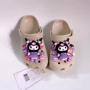 Dép Cross mầu be cho bé Gái mix Charm Kuromi Thái Sơn Shop Sục Cros Croc nam nữ người lớn trẻ em - HannaKids