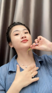 VIBRANT GLAMOUR Retinol Serum Chống lão hóa Giảm nếp nhăn Sửa chữa ổn định & Làm mịn Tăng cường rạng rỡ & Dưỡng ẩm