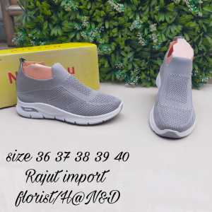 Slip on rajut import wanita merk nazaru size 36-40