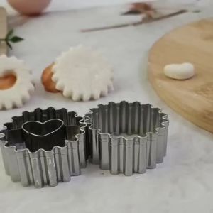 Khuôn Dập Bánh Quy Hình Hoa Khuôn Cắt Bánh Quy Hình Trái Tim Dụng Cụ Làm Bánh Thân Thiện Với Môi Trường Ngày Lễ Tình Nhân