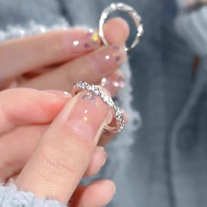 S925 Silver Diamond Encrusted Ring for Women Open Style Wrapped in Love River Fashionable Minimalist Luxury Ins Wind Ring