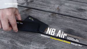 Sạc dự phòng NITECORE NB AIR 5000mAh 18W siêu nhỏ nhẹ 89g vỏ carbon chống nước IPx7