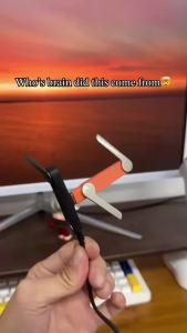 240W Fast Charging USB C To Type C Cable With Detachable Phone Stand Data Liquid Silicone Cable Type C To C For Realme Huawei