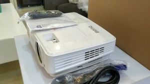 Proyektor BenQ MX525
