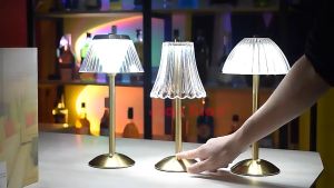 Nordic Retro Bar Metal Table Lamp Dining Rechargeable Vintage Led Desk Lights for Home Decoration Hotel Room