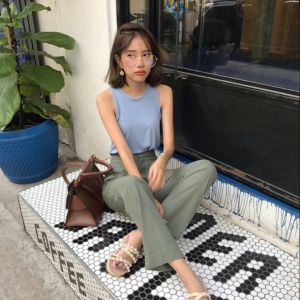 Picht Light High Neck เนื้อผ้าเย็นสบายเป็นพิเศษ คอกลม