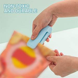 Portable Mini Sealing Machine 2024 Upgraded Mini Bag Sealer Portable Handheld Vacuum Food Sealer Bag Sealing Machine for Plastic Bags Snack Bags 2 in 1 Bag Sealer Heat Seal Tool