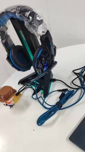 H74 RGB Headphone Stand with USB Hub Gaming Headset Holder Anti-Slip Base RGB LED Light Desktop Hanger for PC Gamers