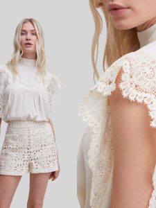 Elegant Lace Hollow out Princess Style Shirt French Court Style Splicing Slimming Small Flying Sleeve Breathable Thin Summer Casual Womens Blouse