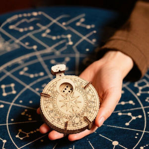 ผู้ใหญ่ 3D ปริศนาไม้ลูกเต๋าชุด DIY งานฝีมือทําด้วยมือเพื่อสร้างของขวัญวันเกิดหรือคริสต์มาสที่ไม่ซ้ํากัน