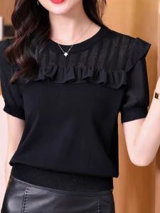 WANGGONGZHU | เสื้อยืดแขนสั้นผ้าไหมน้ำแข็งสำหรับผู้หญิงในช่วงฤดูร้อนปี 2025 ดีไซน์ใหม่ เสื้อถักแบบมีช่องว่าง ทรงสลิมฟิต แฟชั่น เสื้อผ้าทำงานสไตล์เกาหลี