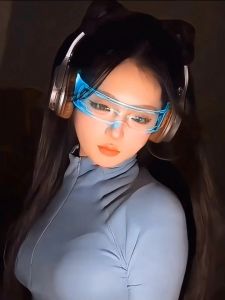 แว่นตา LED แสงสีสันสดใส แว่นตา LED สำหรับการแสดง วัสดุ PVC สำหรับงานปาร์ตี้ งานวันเกิด งานวันเกิดของเด็ก งานวันเกิดของเด็ก