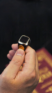 Ready stock  NEW collection Malaysia!zikr ring Iqibla Smart Tasbih Tally Counter Ring for Muslims zikr E01S Smart Ring Max count 9999