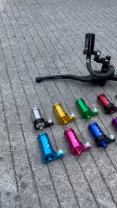 MASTER REM BONAMICI HANDEL REM KANAN HANDLE KANAN NO NAME + TABUNG MINYAK TABUNG LONG BONAMICI RACING SET BAUT SELANG + BREKET TABUNG MINYAK FULL CNC UNIVERSAL SEMUA MOTOR BEAT MIO PCX CBR NMAX NINJA ADV VEGA JUPITER MX KING CB NINJA THUNDER SCOOPY FINO