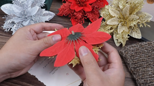5 PCS 14cm Artificial Christmas Tree Fake Flower Decorations Sparkling Reusable Holiday Party Home Decorations