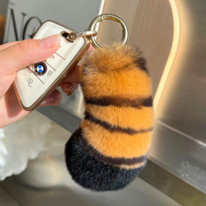 Lucky Tiger Tail Keychain Plush Rabbit Fur Tiger Claw Bag Charm Cute Tiger Tail Pendant Wealth Attracting Bag Accessory