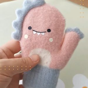 Găng tay len lót lông cừu mềm mại ấm áp họa tiết khủng long đáng yêu cho bé từ 2-5 tuổi