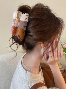 คลิปหนีบผมรูปสุนัขน่ารักขนาดใหญ่สำหรับผู้หญิง สไตล์เกาหลี คลิปหนีบผมรูปฉลาม ทรงผมแบบหมุนเวียน สไตล์ใหม่ 2025